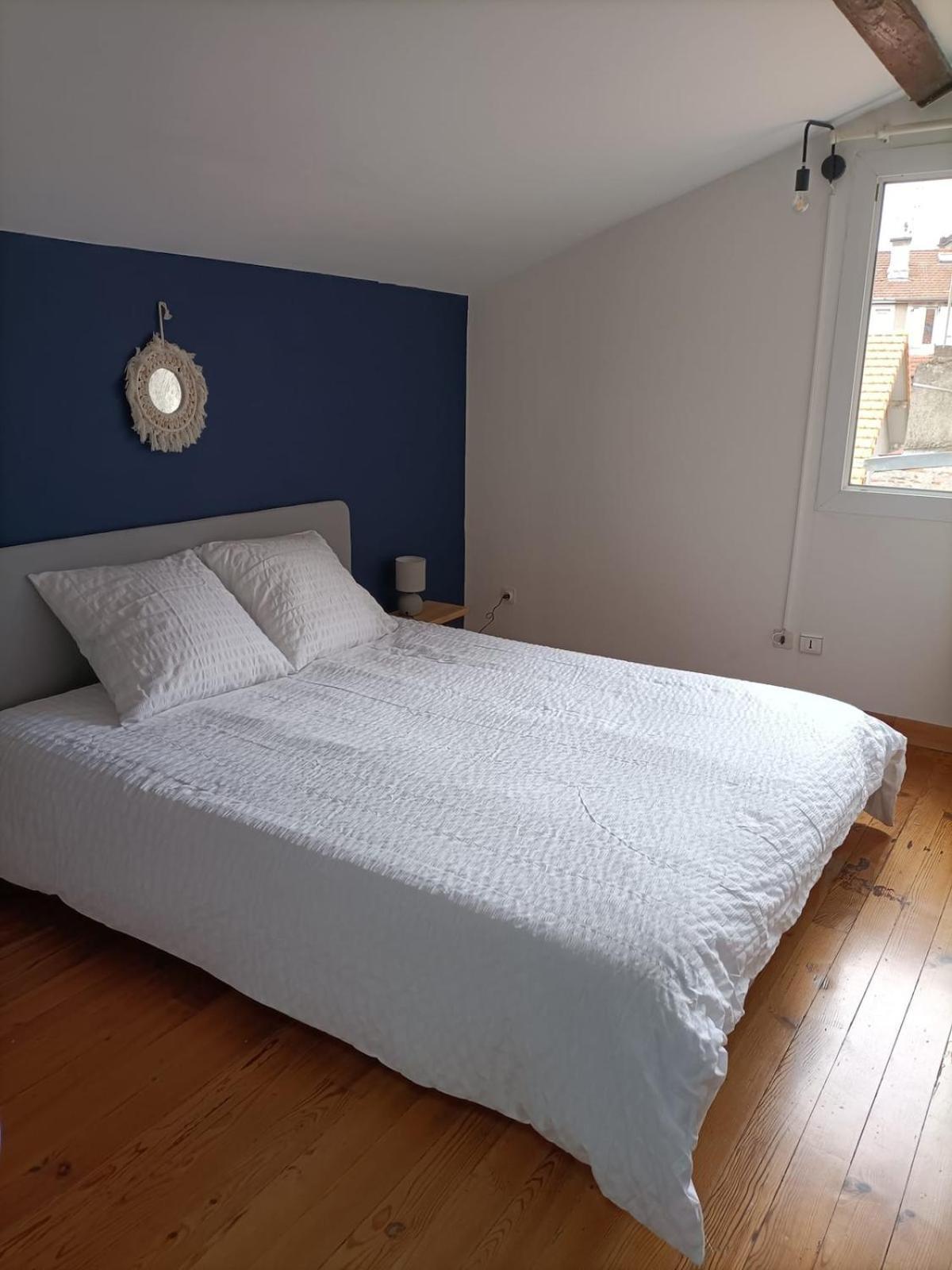 Le Grand Verdun - Charme Et Lumiere - 3 8 Personnes Apartamento